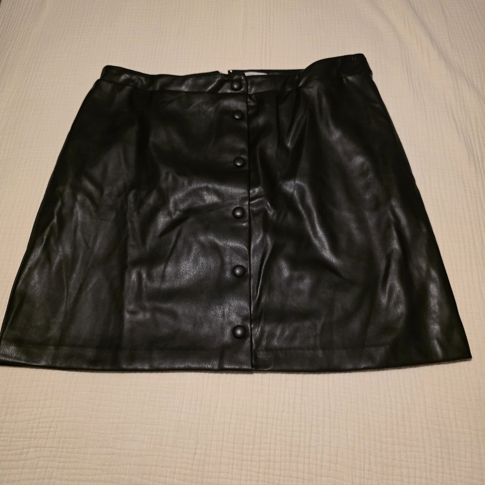 Faux Leather SKIRT